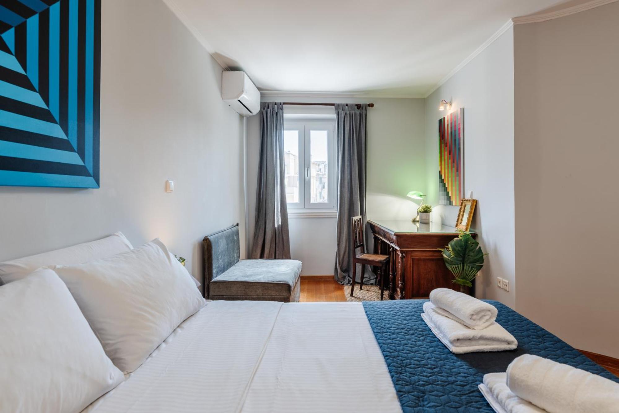 "San Giacomo Square Apt." In The Heart Of Old Town Corfu  Exteriör bild